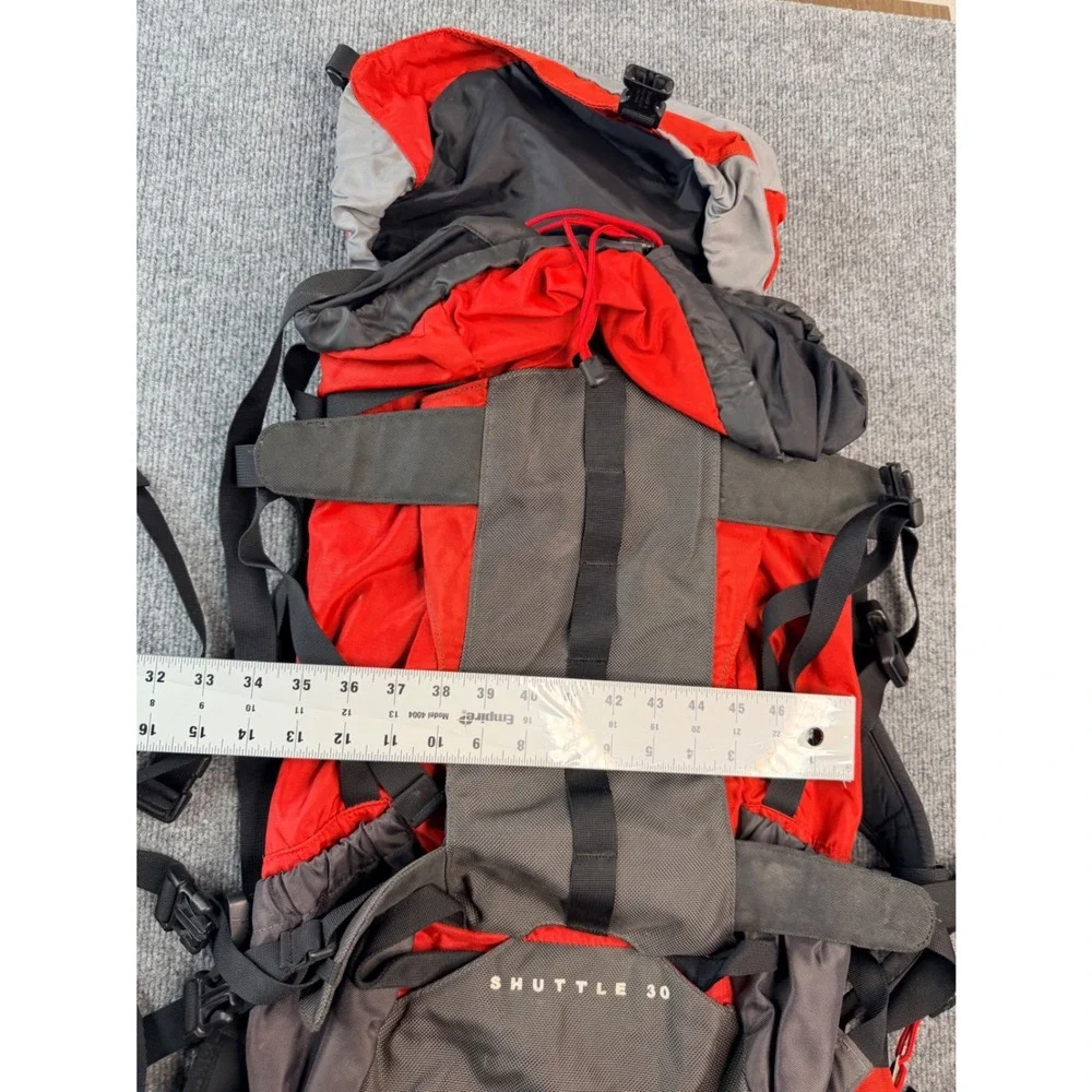 The‎ North Face Shuttle 30 Backpack Red Gray Hiking Travel Laptop Bag ASW3